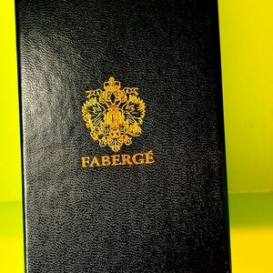 Fabergé Egg Etched Cat Gold Elephant Display Stand